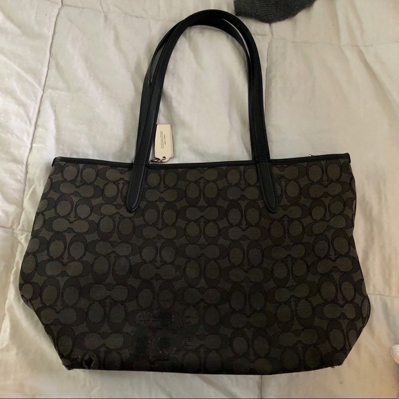 Black Coach Purse - Picture 2 of 5
